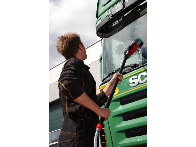 Borste VIKAN bil m/vattengenomlöp 37cm